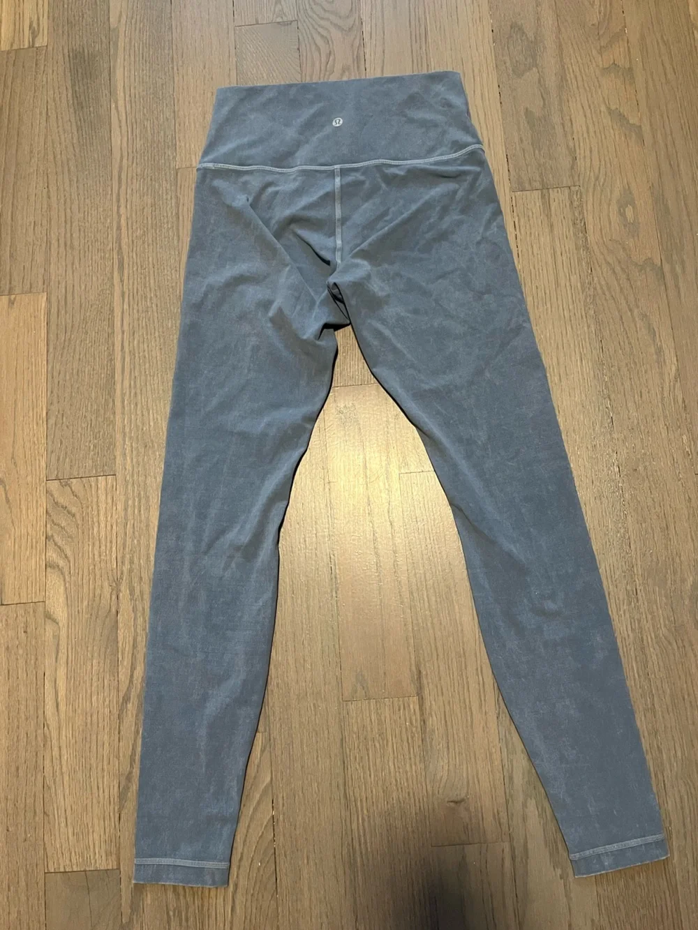 Lululemon Size 6 High Rise Leggings Dusty Slate Blue Gray 28”
